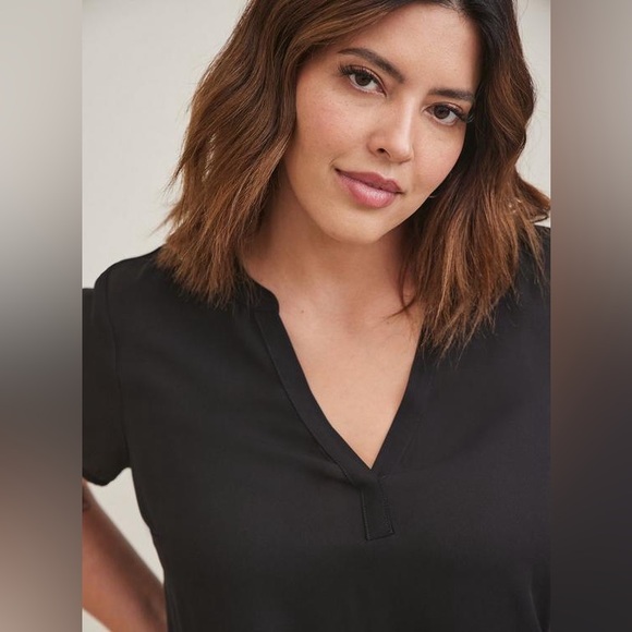 Torrid Georgette Hi-Low Tunic Black Blouse - Picture 12 of 12